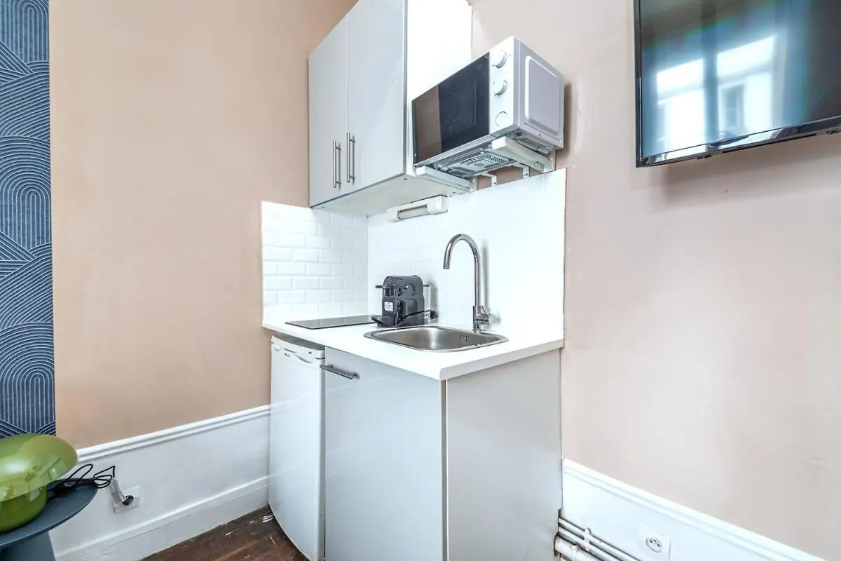 Studio Confortable Et Pratique Centre Paris 14-Iii