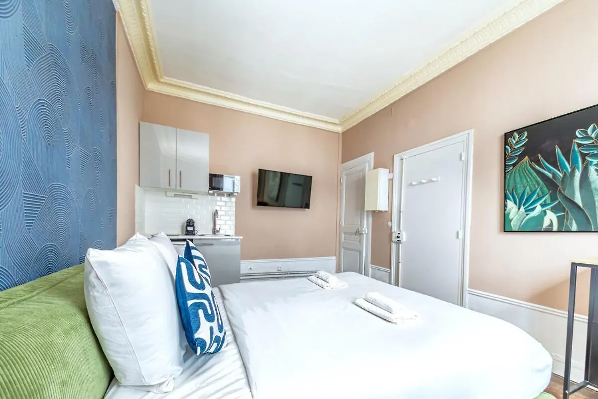 Studio Confortable Et Pratique Centre Paris 14-Iii 0*,